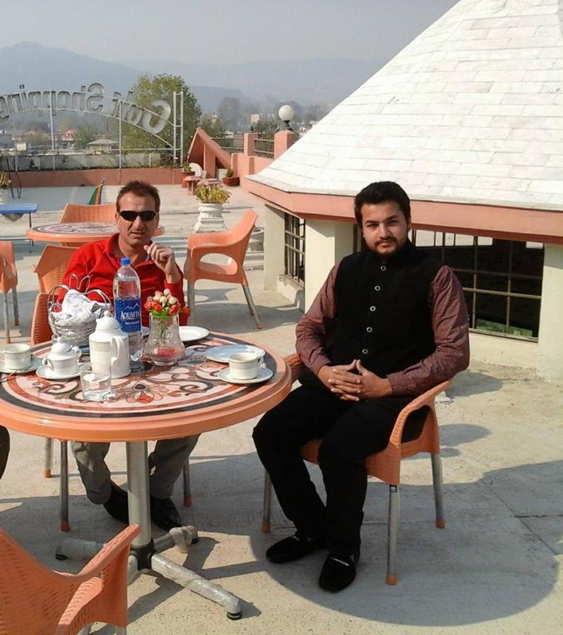 Stargaze Hotel & Apartment Abbottabad Dış mekan fotoğraf