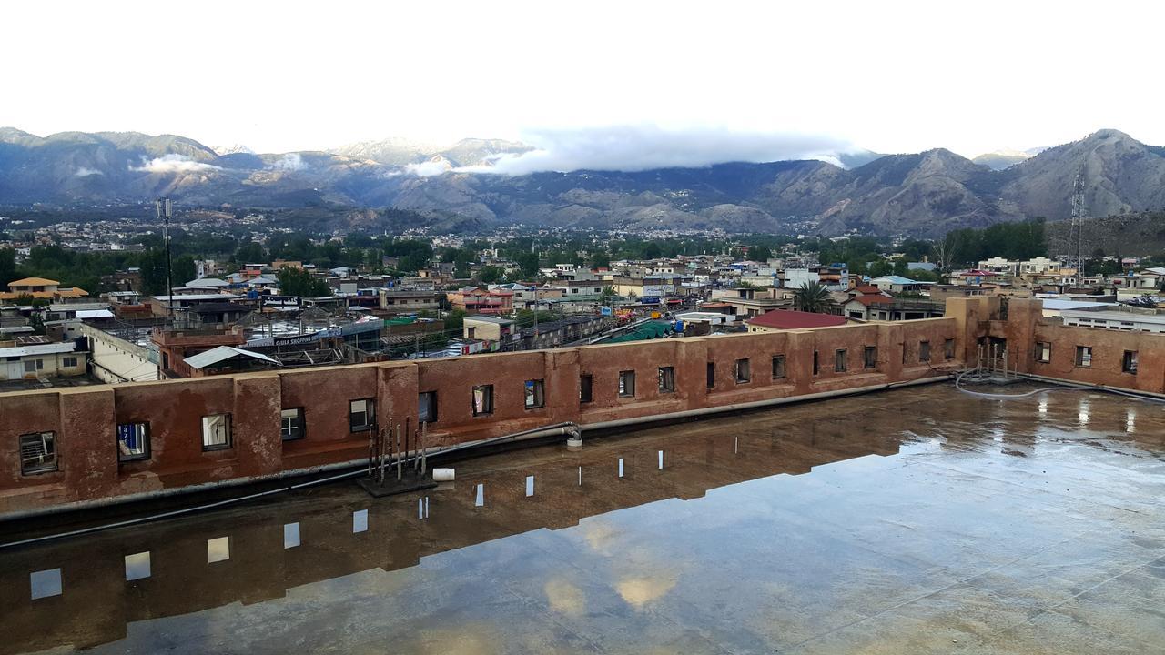 Stargaze Hotel & Apartment Abbottabad Dış mekan fotoğraf